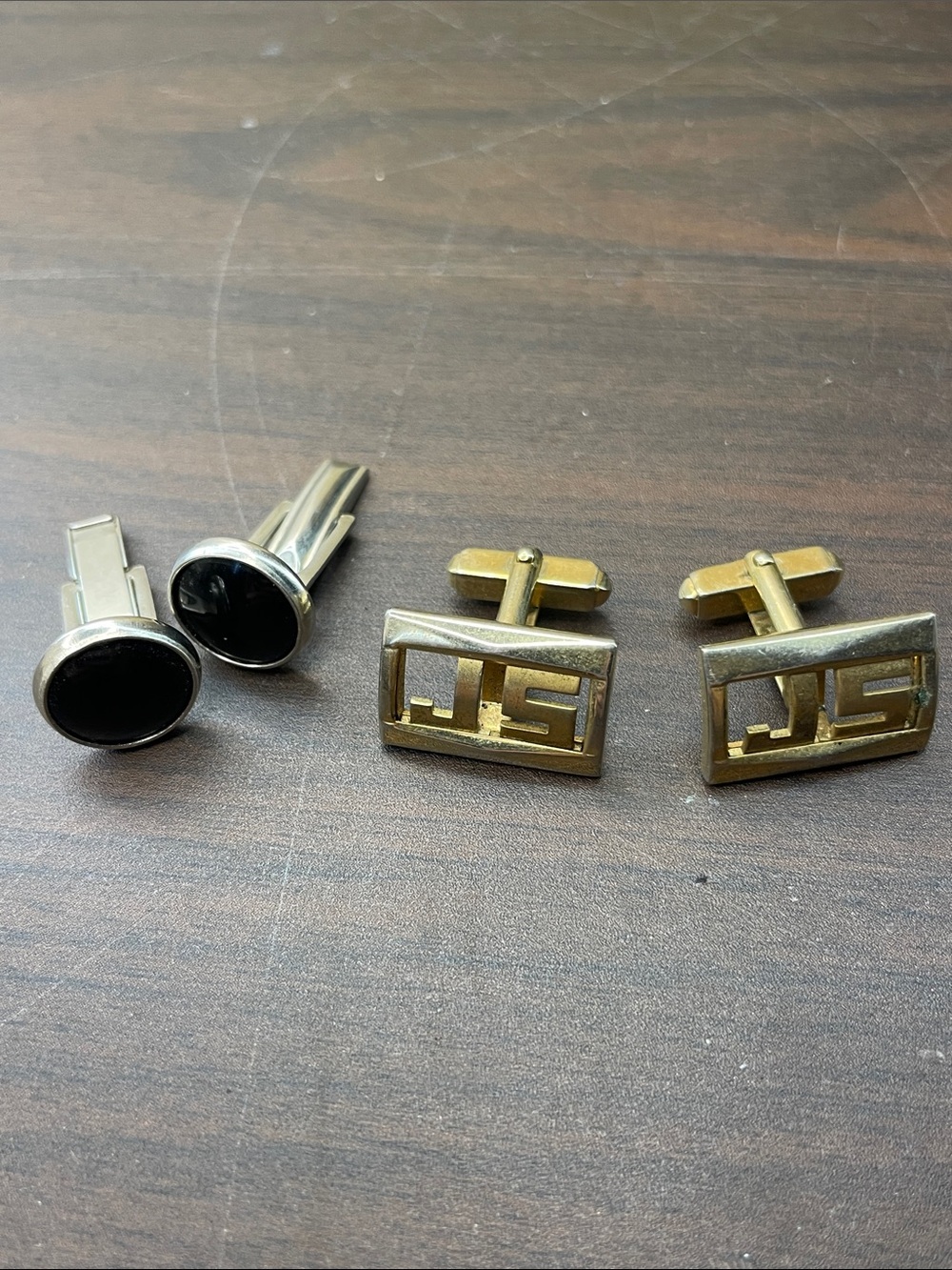 Cuff links